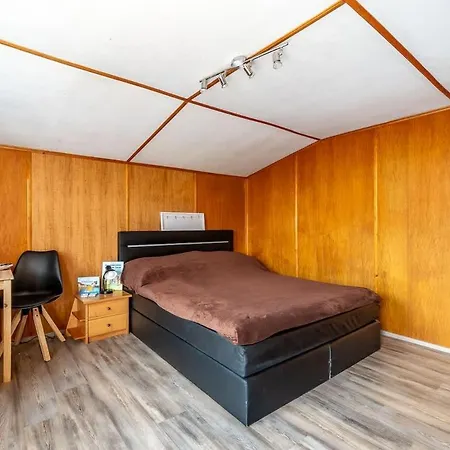 In The Countryside Kitchen Parking Lot Apartman