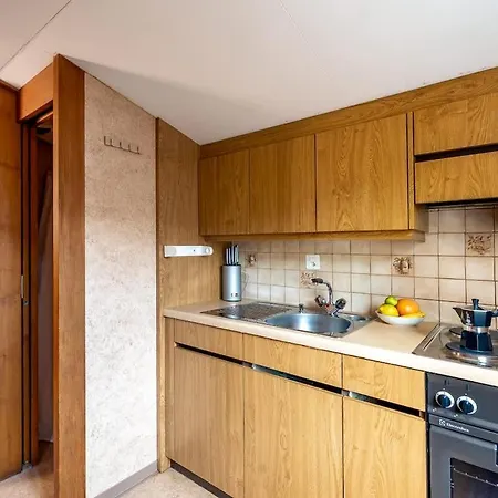 In The Countryside Kitchen Parking Lot Apartman *