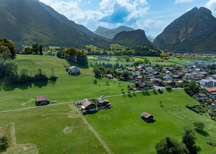 In The Countryside Kitchen Parking Lot Spiez
