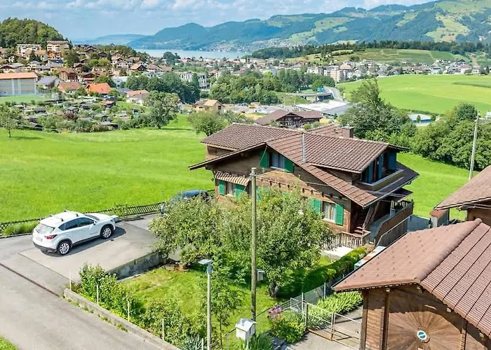In The Countryside Kitchen Parking Lot * Spiez